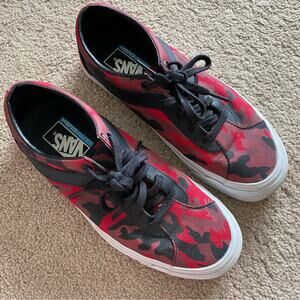 Vans Ultra Cush Red Camo Sneakers Size 8